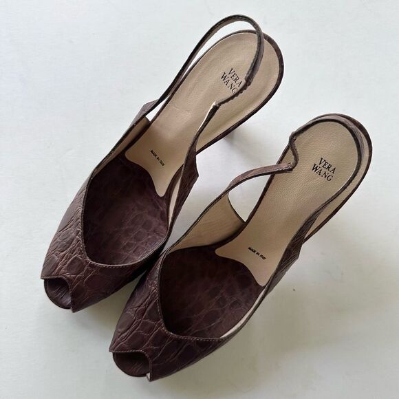 Vera Wang Collection Chocolate Brown Crocodile Slingback Peep Toe Heels - Picture 3 of 14